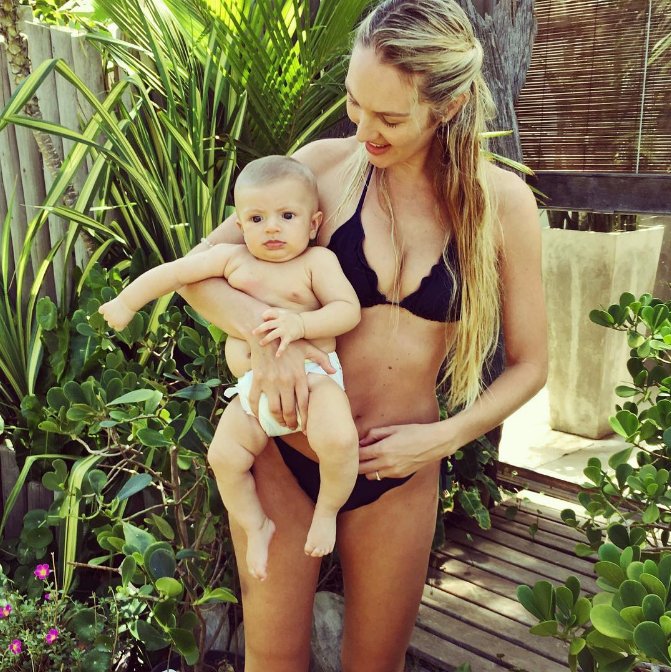 VICTORIA'S SECRET'IN ANNELERİ (7)