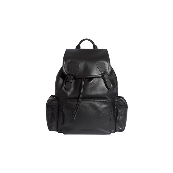 2. The Rucksack in Water-repellent Leather - Black