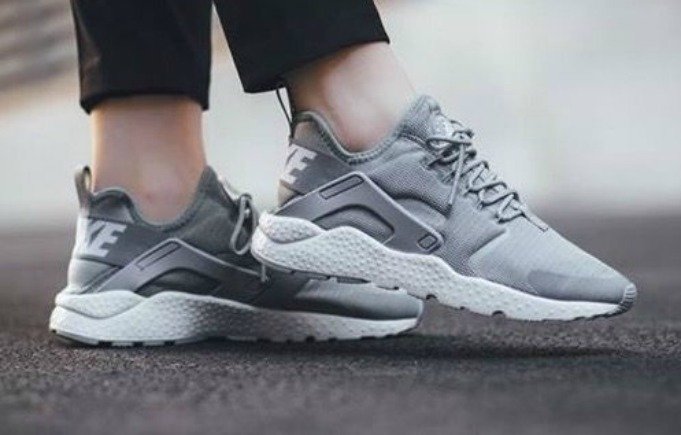 ALIŞVERİŞ LİSTENİZE EKLEMENİZ GEREKEN 5 SNEAKER (2)