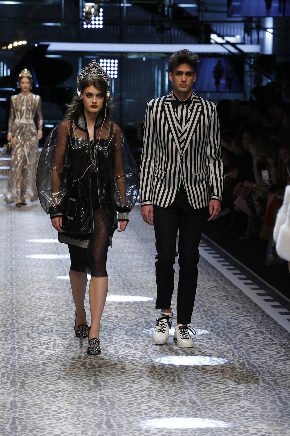 Dolce&Gabbana_women's fashion show fw17-18_Runway_images (55)