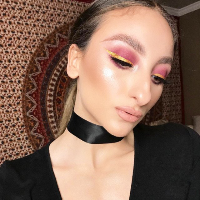 INSTAGRAM'IN YENİ TRENDİ ÇOK YÖNLÜ EYELINER