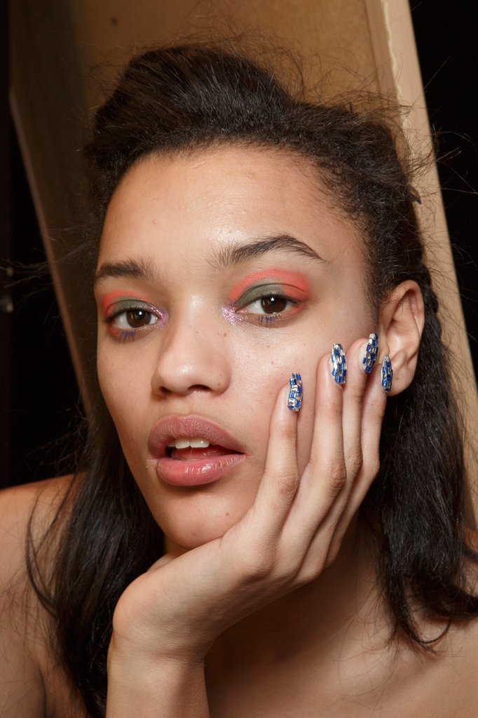 LONDRA MODA HAFTASINDAN TIRNAK TRENDLERİ (11)