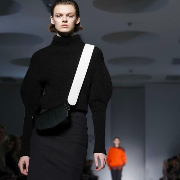 MİLANO MODA HAFTASI'NDA KALBİMİZİ ÇALAN ÇANTALAR b