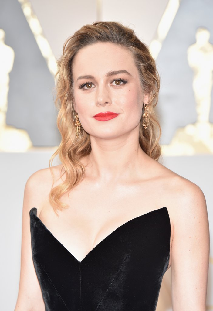 OSCAR KIRMIZI HALISINDAN EN İYİ GÜZELLİK GÖRÜNÜMLERİ (7)