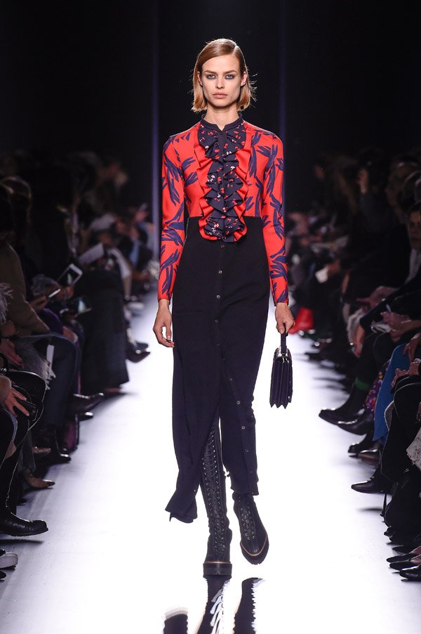 Hermès - PAP FEMME AH17 - Crédit Jean-François José - Look 45