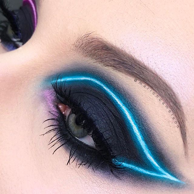 NEON EYELINER TRENDİ (2)