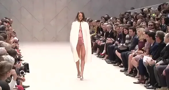 Burberry Prorsum İlkbahar-Yaz 2013