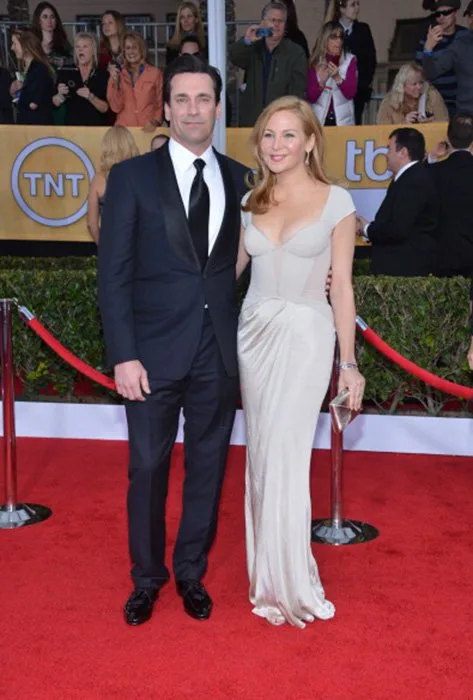 LOS ANGELES, CA - JANUARY 27: Actors Jon Hamm (L) and Jennifer Westfeldt attend the 19th Annual Screen Actors Guild Awards at The Shrine Auditorium on January 27, 2013 in Los Angeles, California. (Photo by Larry Busacca/WireImage) 23116_018_1386.JPG