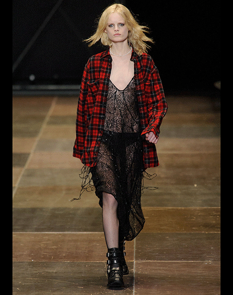 d410c5ba8ab65269_saint_laurent_rf13_2157