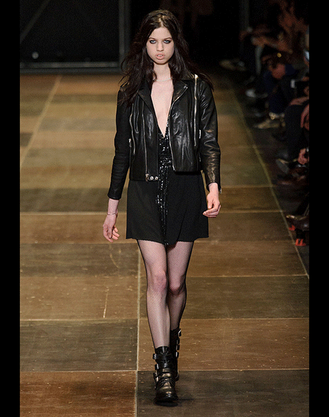 d52ccb5670c99151_saint_laurent_rf13_1800