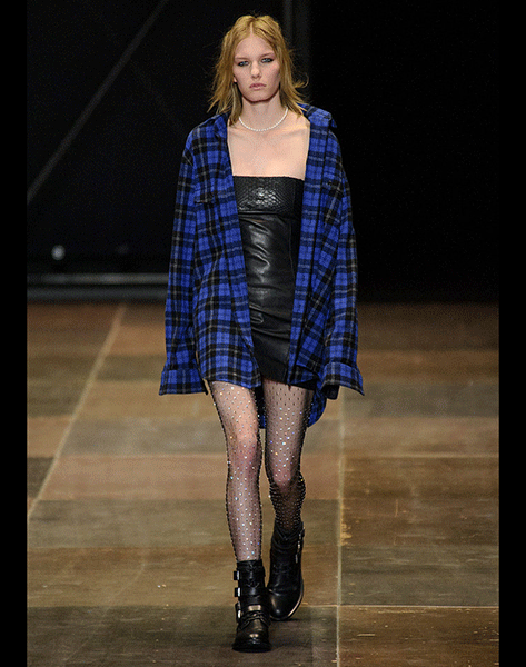 e7fc092cdfb2d943_saint_laurent_rf13_2051