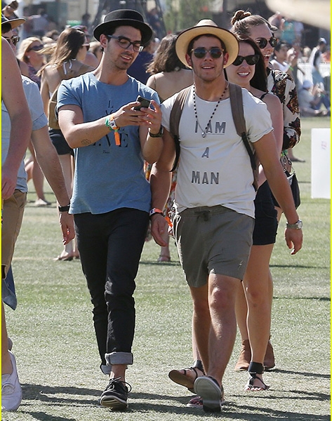 jonas-brothers-lacoste-coachella-02