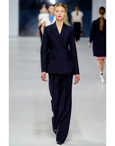 00370h_168386631_north_552x