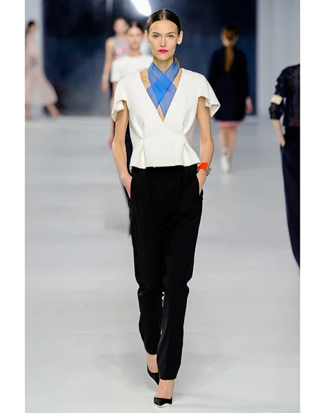 00380h_483145586_north_552x