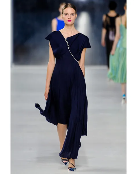 00460h_548502875_north_552x