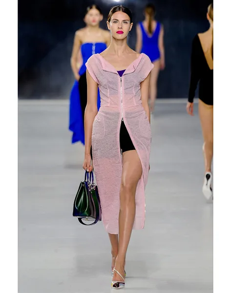 00500h_843072158_north_552x