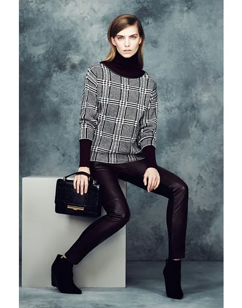 mands-18-vogue-15may13-pr_b_592x888