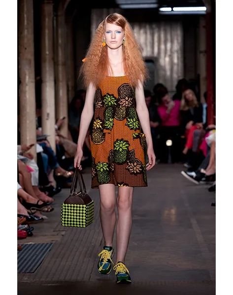 moschino-cec-s13-034