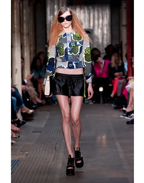 moschino-cec-s13-059