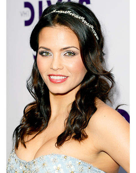 1369172017_158438825_jenna-dewan-zoom