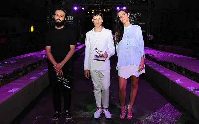 KELEBEKLER KOZASINDAN ÇIKTI