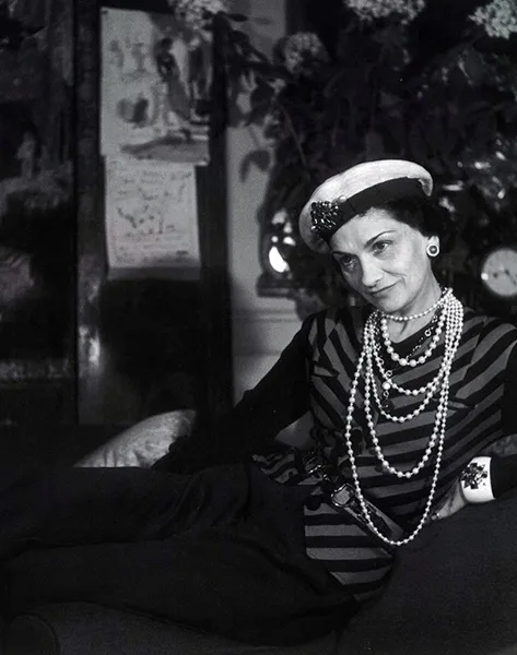 portrait-of-chanel-by-roger-schall-1938