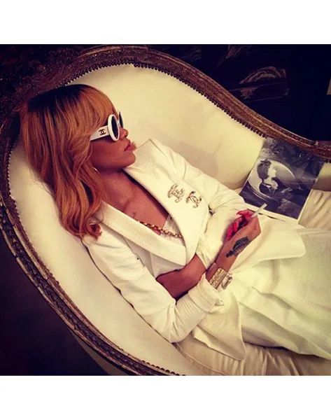 rihanna-visiting-chanel-house-gallery