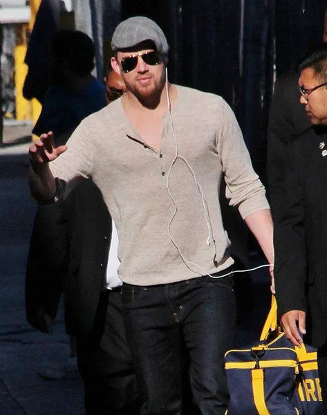 channing-tatum-promotes-white-house-down-on-jimmy-kimmel-05