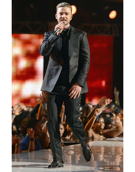 justin-timberlake-wearing-tom-ford-2013-bet-awards