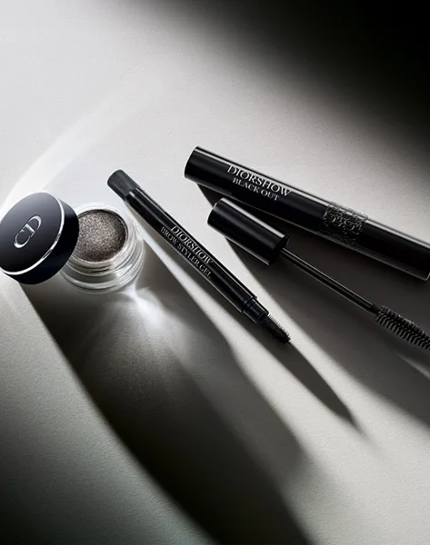 ambfalllook013_mascara