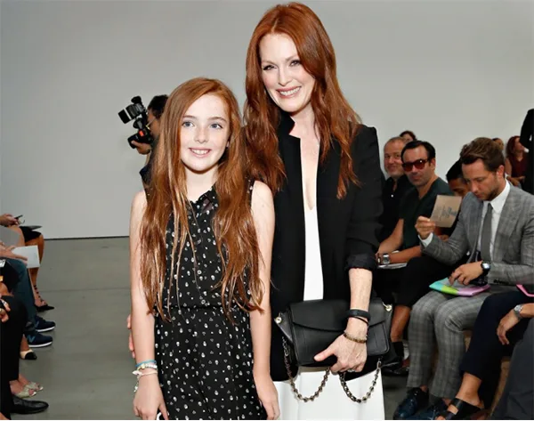 julianne-moore-liv-helen-freundlich-reed-krankoff