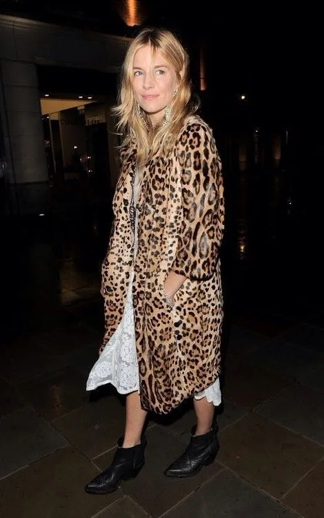 EN İYİ LEOPAR DESENLİ KABAN MODELLERİ 3