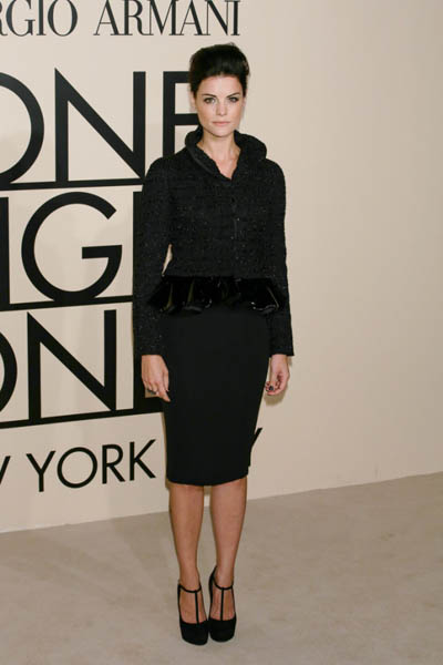 jaimie-alexander-giorgio-armani-one-night-only-nyc-600x899