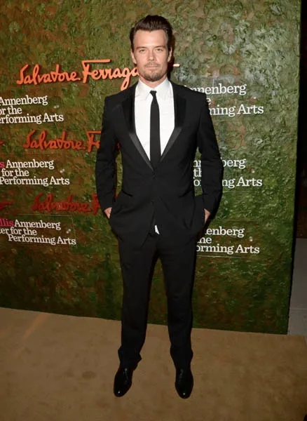 josh-duhamel-wallis-annenberg-center-for-the-performing-arts-gala-600x821