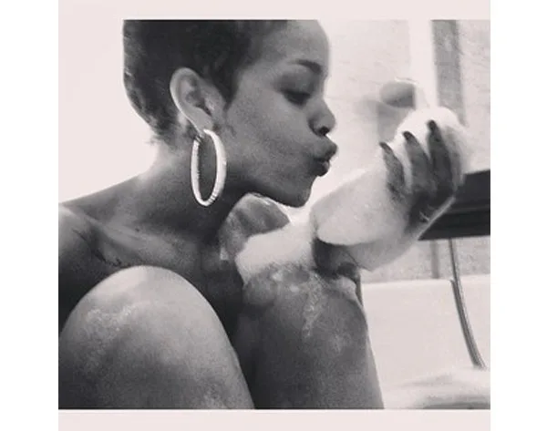 rihanna3