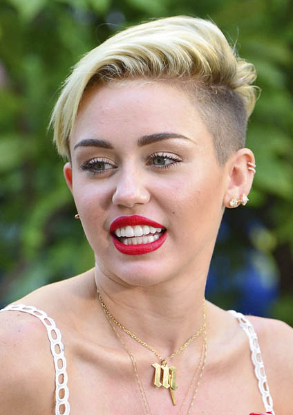 158728736JD019_CELEBRITY_SI