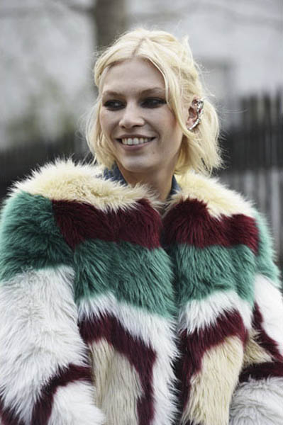 la-modella-mafia-new-york-fall-2013-fashion-week-street-style-photographed-by-tommy-ton-via-style-51