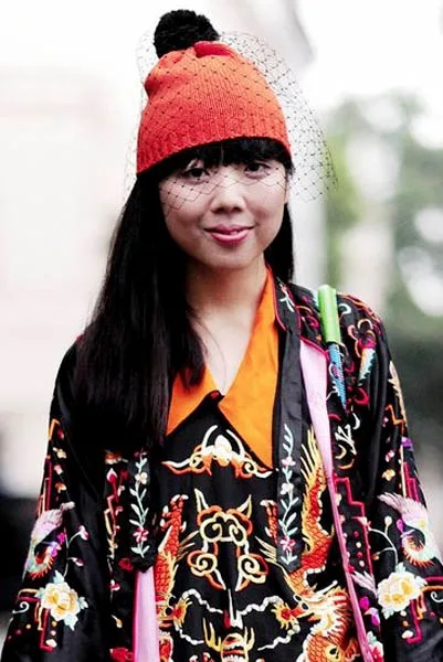 susie-bubble-bernstock-spiers-speirs-veil-beanie-hat-street-style-rex