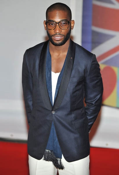 tinie-tempah-brit-awards-2012-01