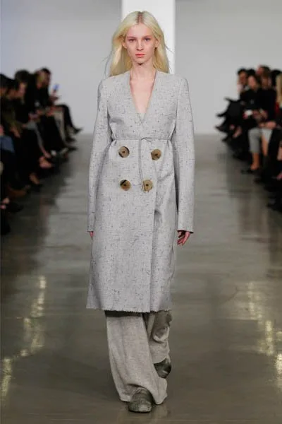 klein_001_2000_32878077_north_552x