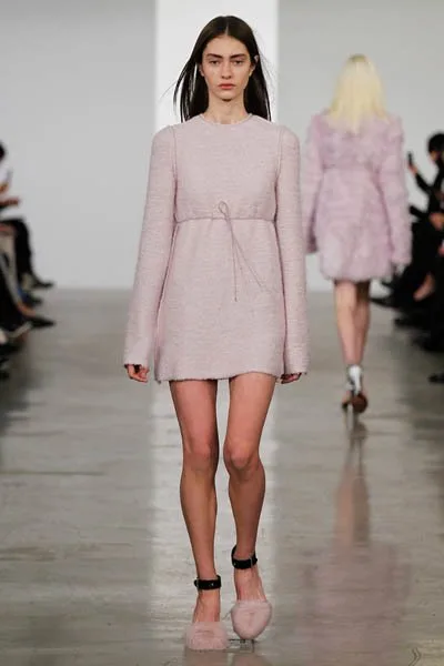 klein_014_2000_45640018_north_552x