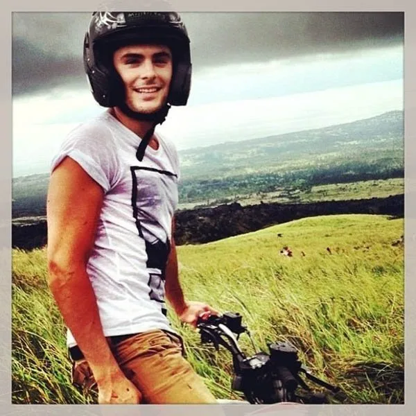 starsshineonsocialnetworksn_-zjgsvh0zl