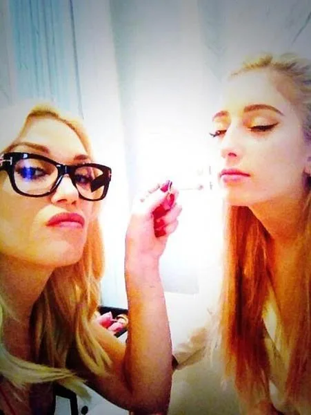 starsshineonsocialnetworksswueegcl1cvl