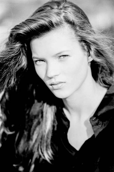 800x1200xkate-moss-young2-jpg-pagespeed-ic_-cr7u8eswjr