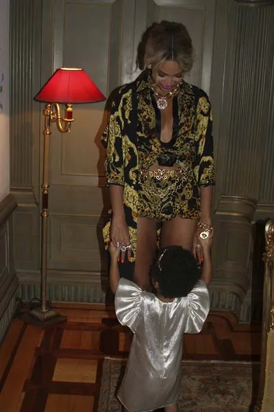 tumblr_mzgcawwrx21rqgjz2o1_500