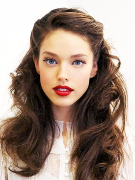 SEVGİLİLER GÜNÜ İÇİN ROMANTİK VE SEKSİ 35 SAÇ MODELİ