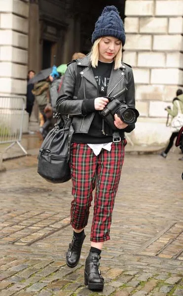rs_634x1024-140214121920-634-26-london-fashion-week-street-style-ls-21414