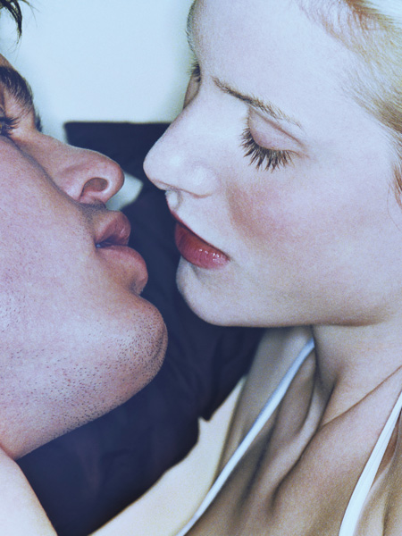 Женя Малахова эротикалық журналдарда