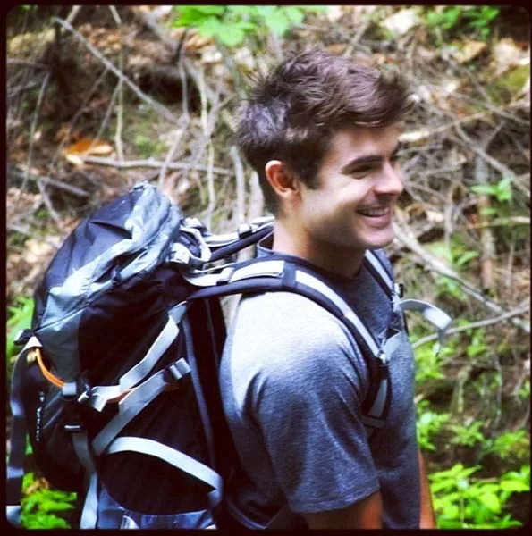 Zac-Efron