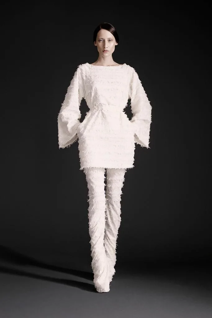 Gareth_Pugh_005_1366